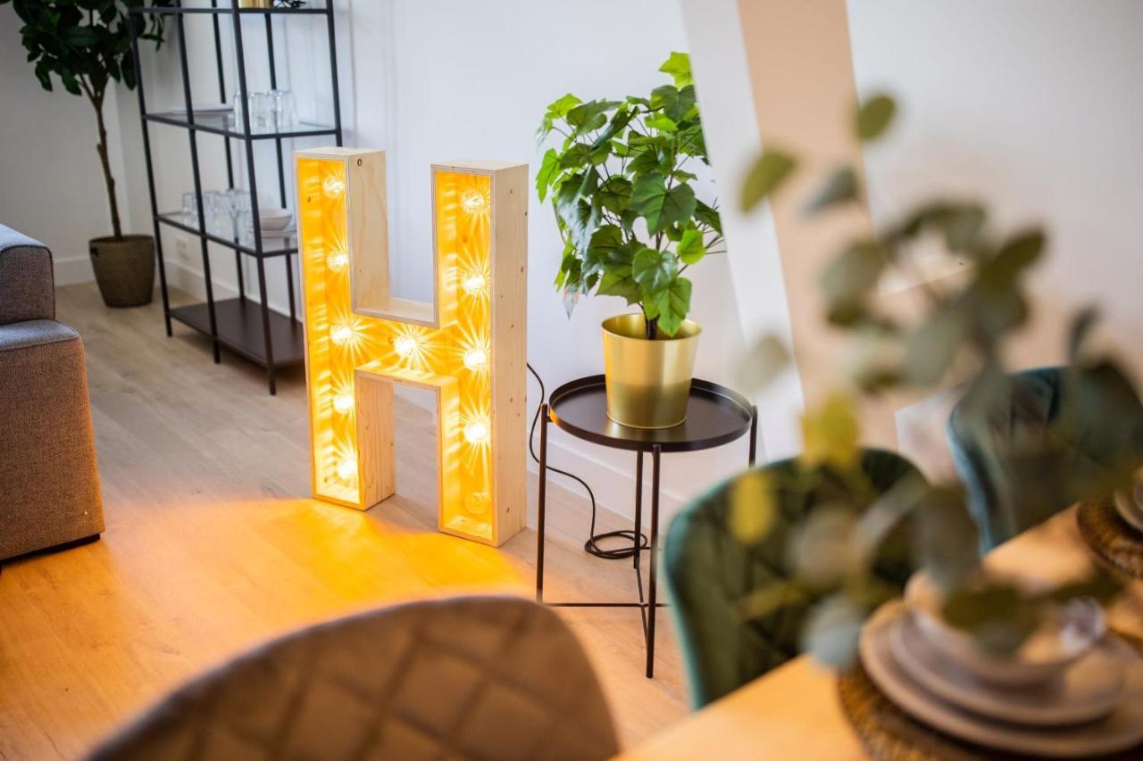 Happily 2 Bedroom Serviced Apartment 75M2 -Nb306H- Rotterdam Kültér fotó