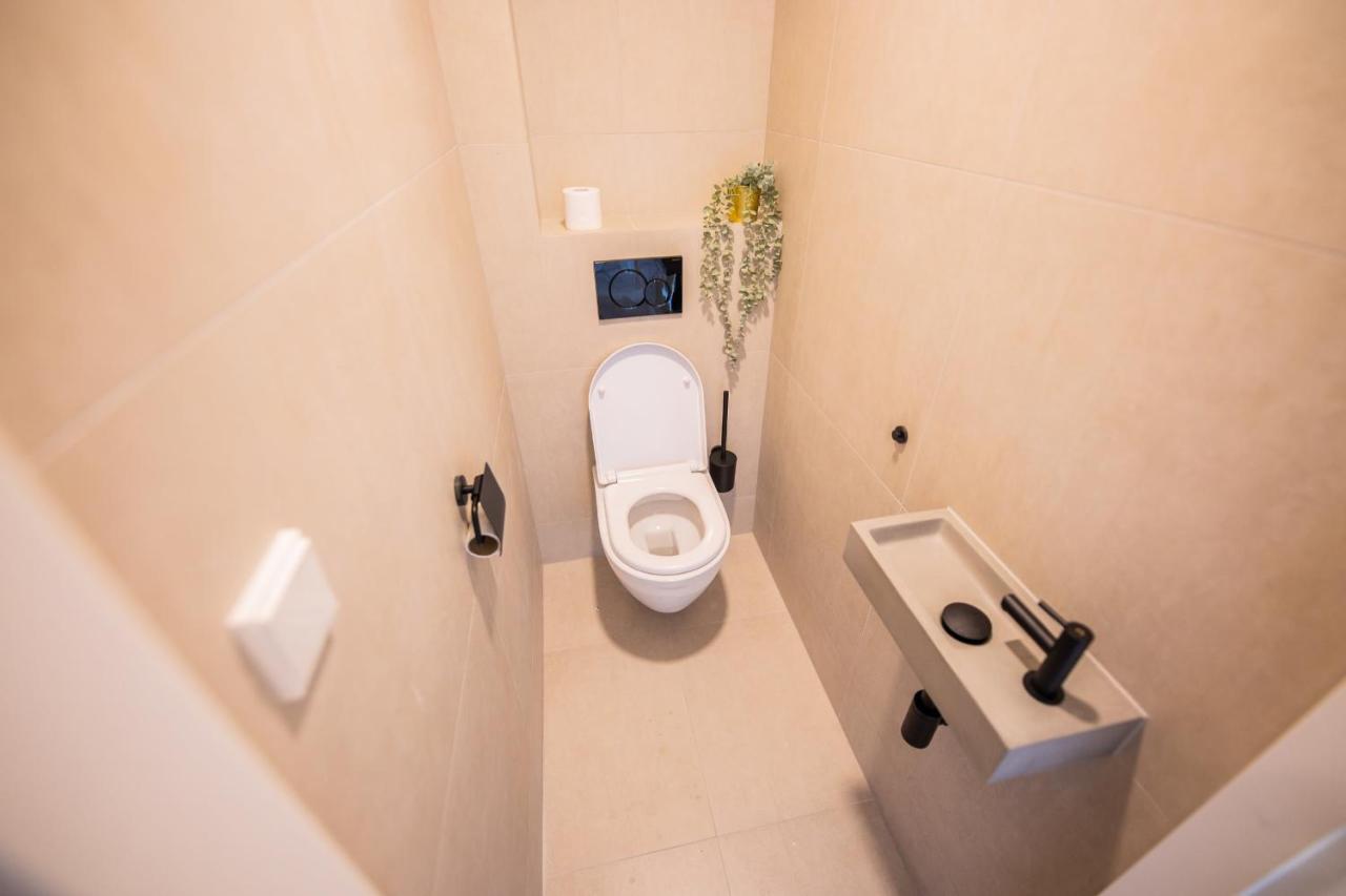 Happily 2 Bedroom Serviced Apartment 75M2 -Nb306H- Rotterdam Kültér fotó