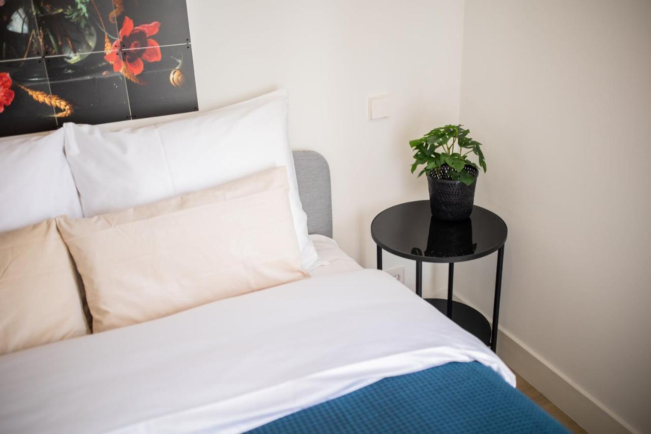 Happily 2 Bedroom Serviced Apartment 75M2 -Nb306H- Rotterdam Kültér fotó